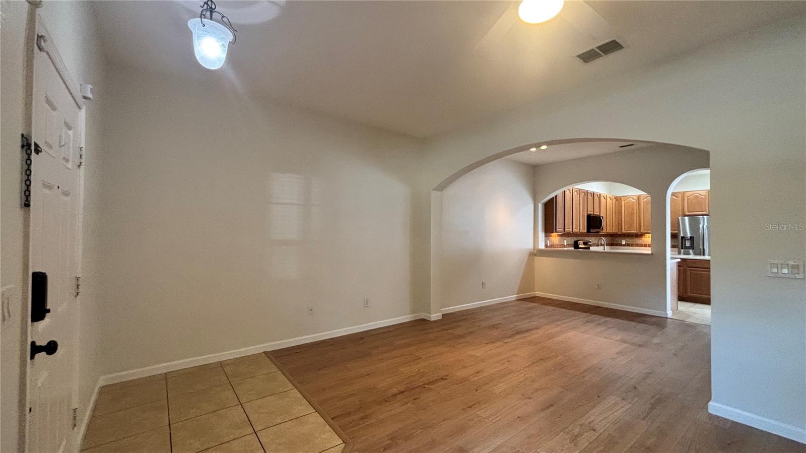 Image 4 of 26 For 11838 Deer Path Way