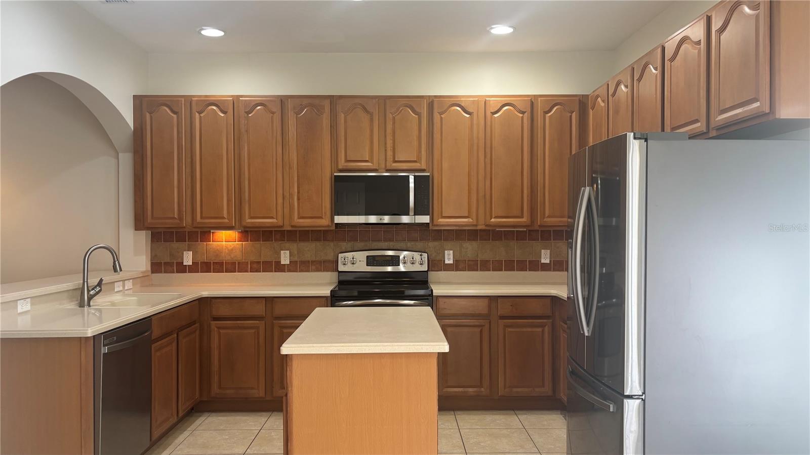 Image 8 of 26 For 11838 Deer Path Way