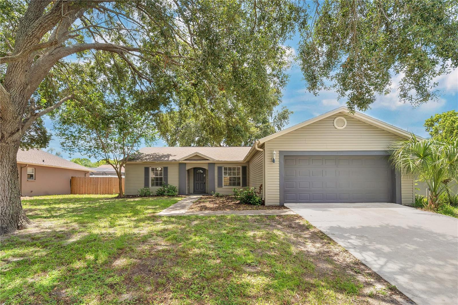 Details for 837 Greenbelt Circle, BRANDON, FL 33510