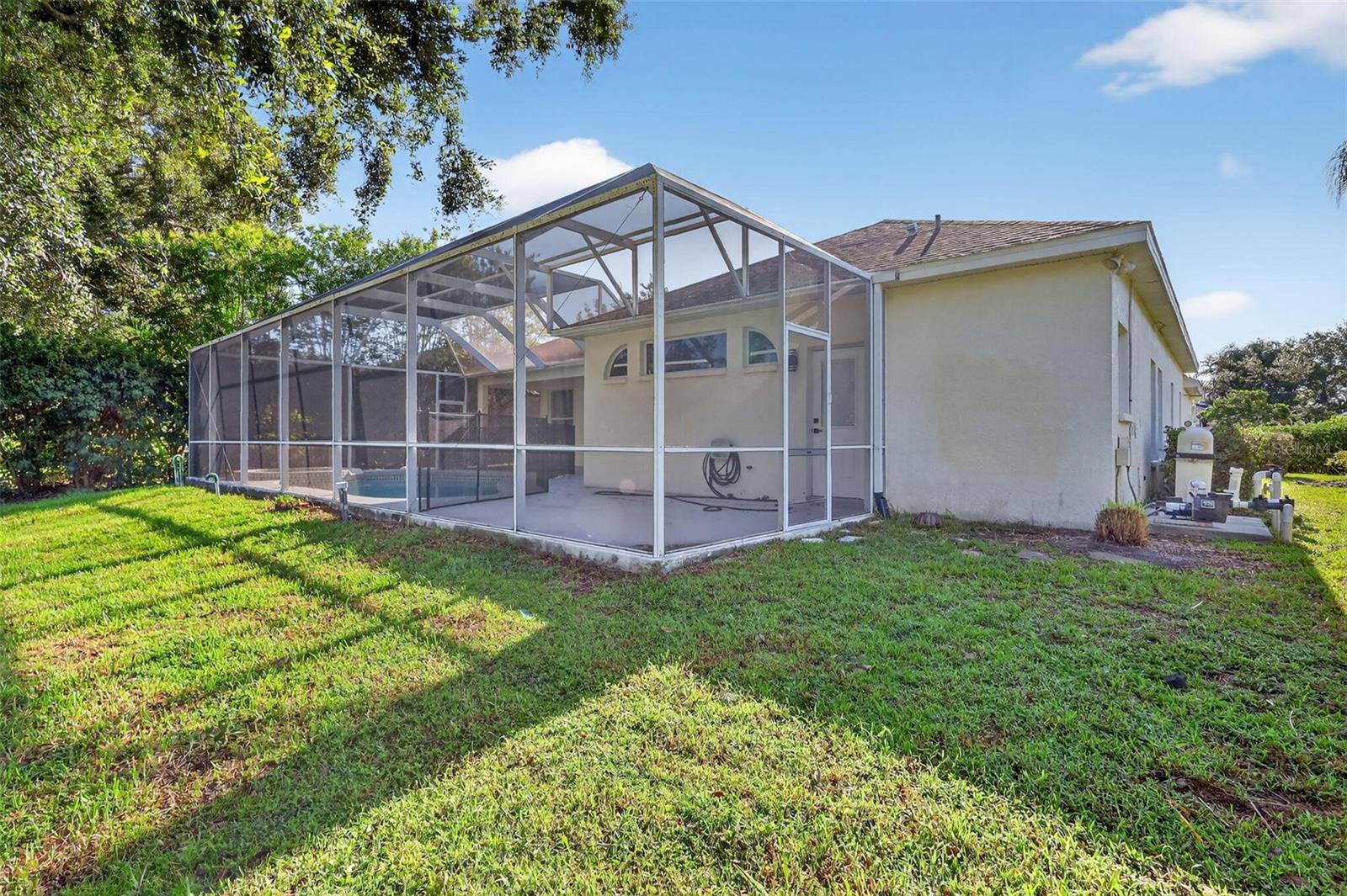 Image 32 of 37 For 11019 Pine Lilly Place