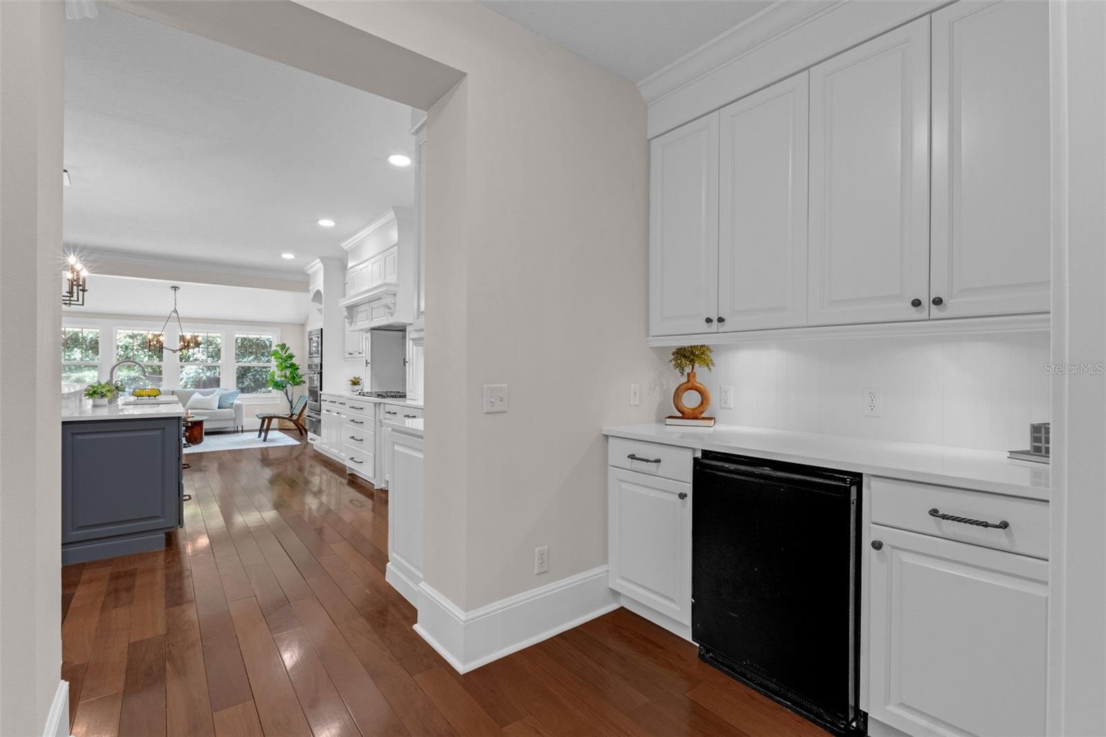 Image 19 of 62 For 315 Desoto Circle