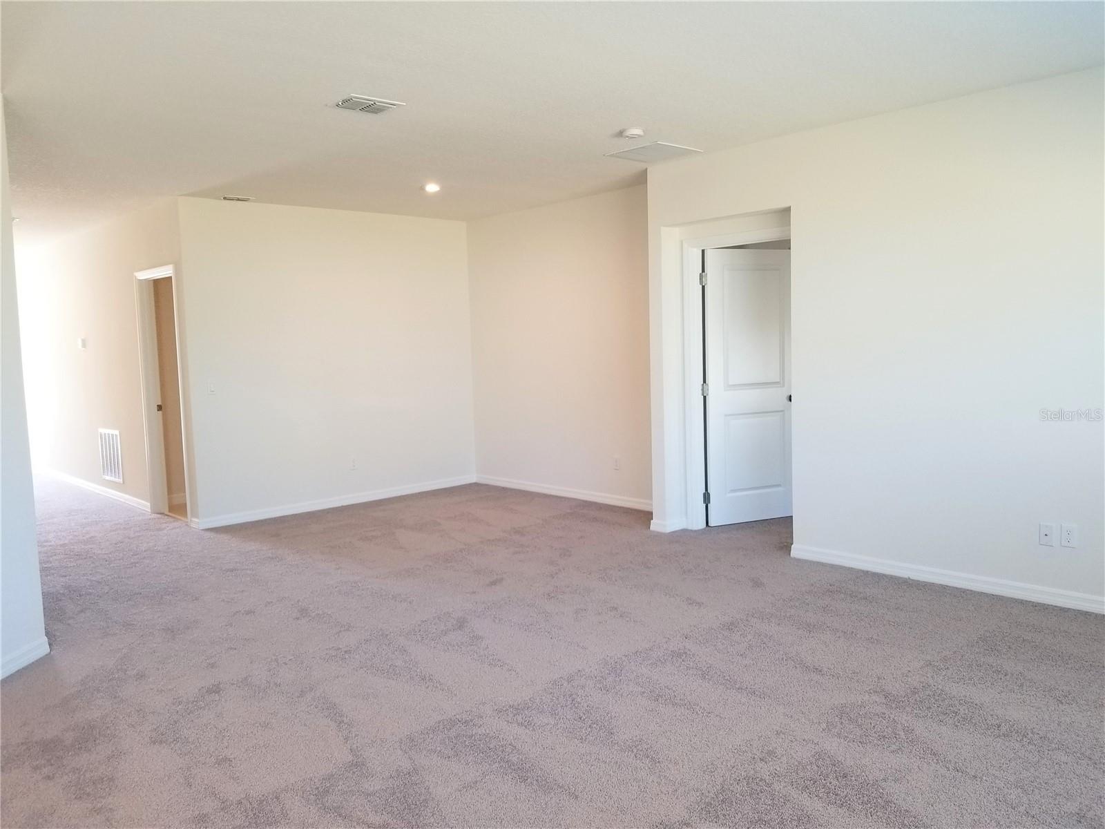 Image 7 of 16 For 3959 Fescue Street