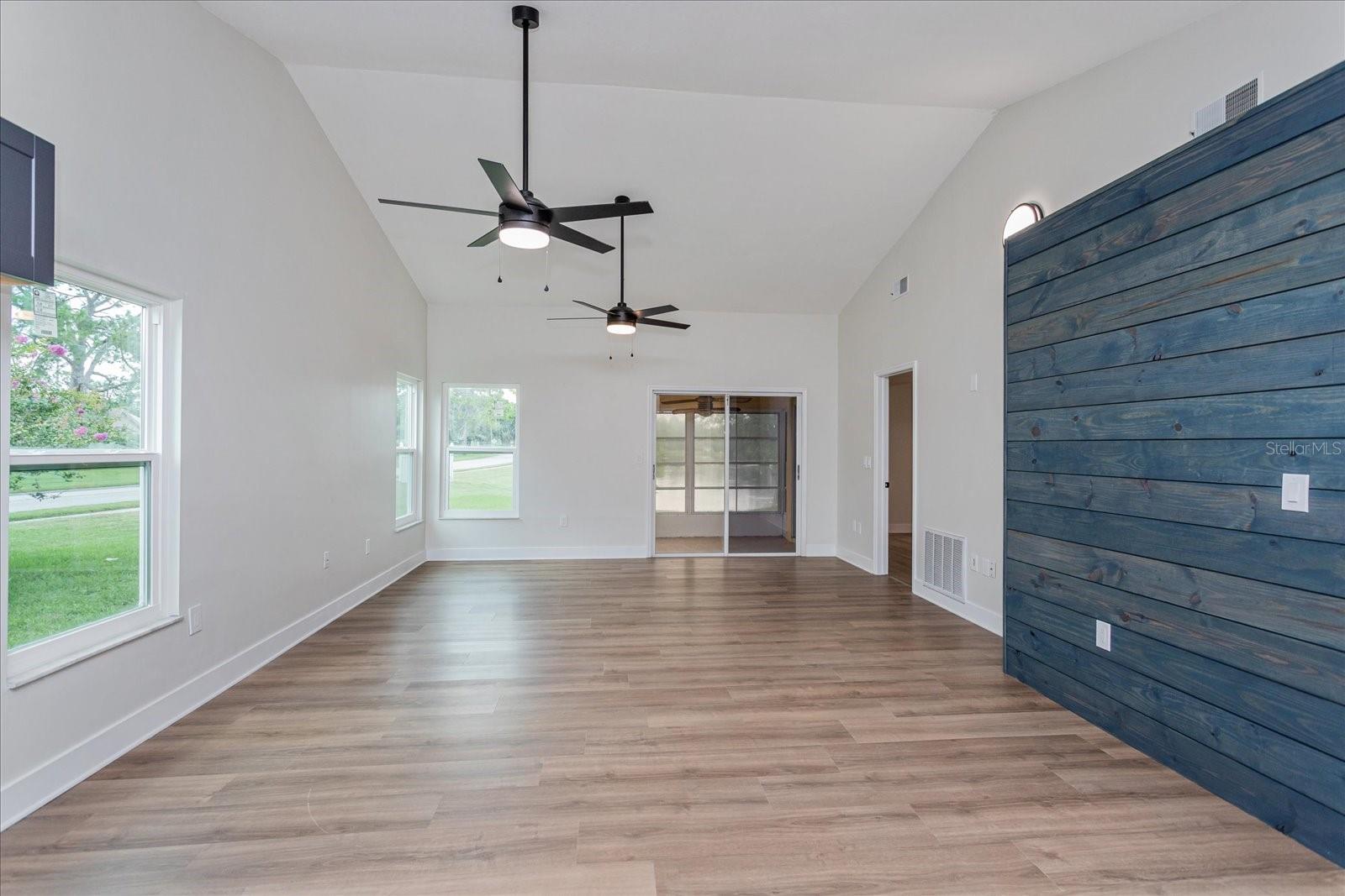 Image 6 of 30 For 7728 Balharbour Drive