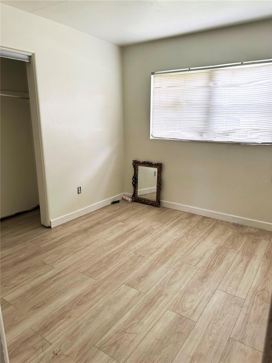 Image 4 of 10 For 107 Dellwood Drive