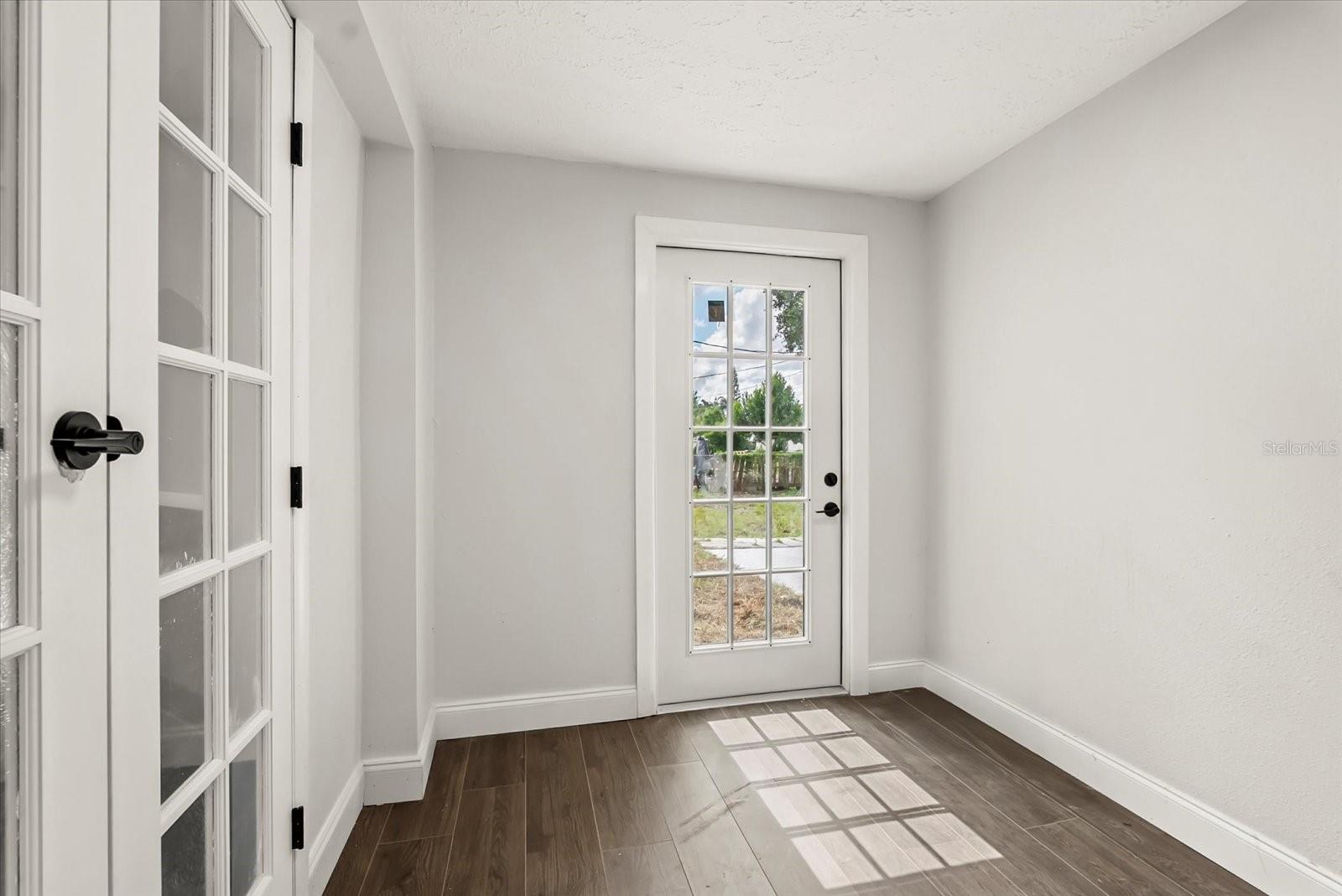 Image 9 of 26 For 500 Vereen Drive