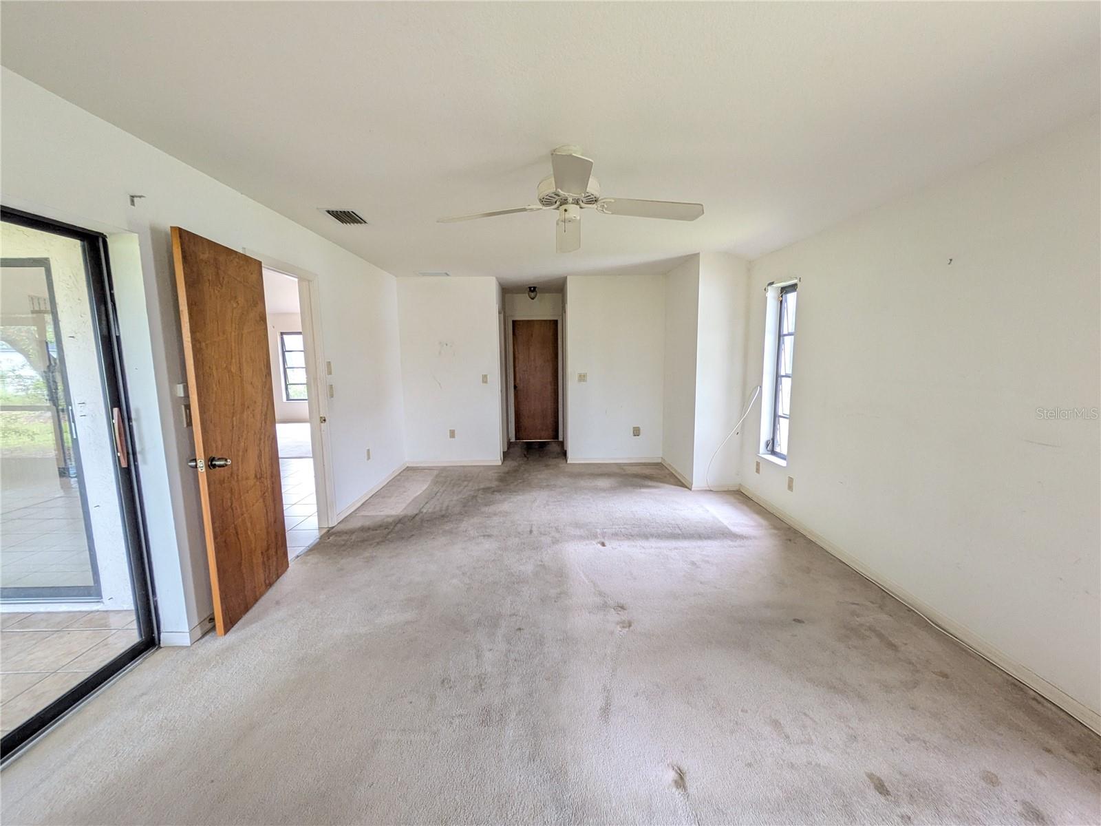 Image 21 of 30 For 13382 Drummond Avenue