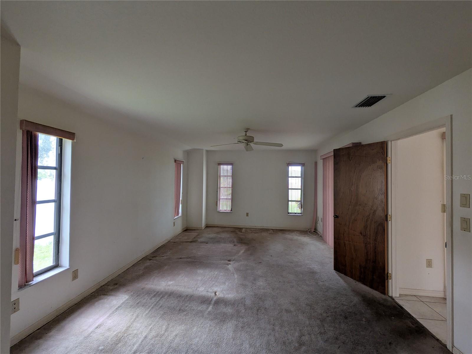 Image 6 of 18 For 13382 Drummond Avenue