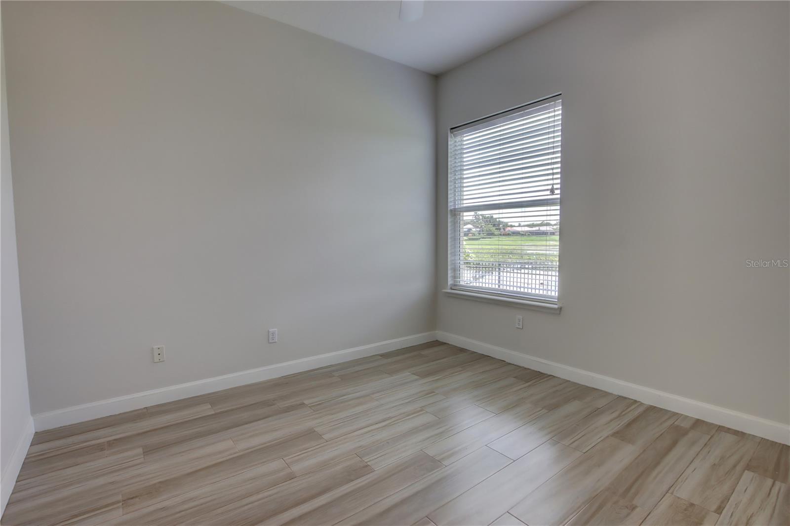 Image 45 of 63 For 1528 Langham Terrace