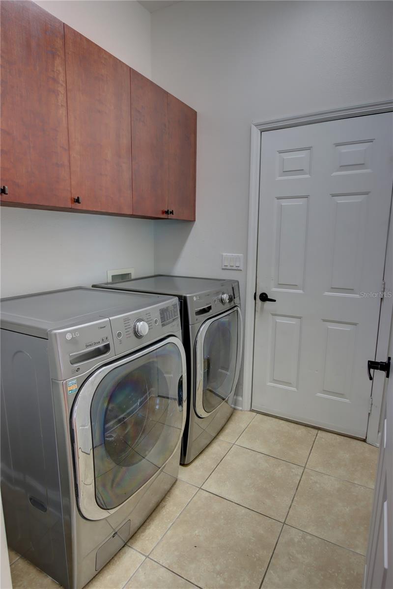Image 54 of 63 For 1528 Langham Terrace