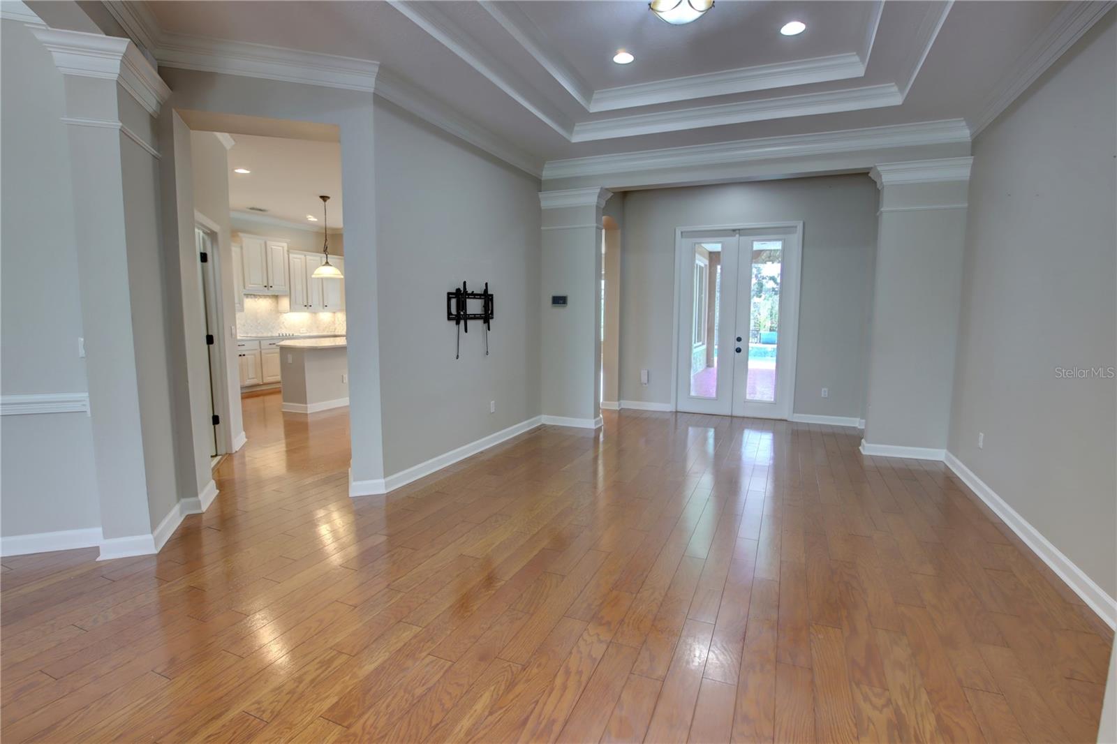 Image 9 of 63 For 1528 Langham Terrace