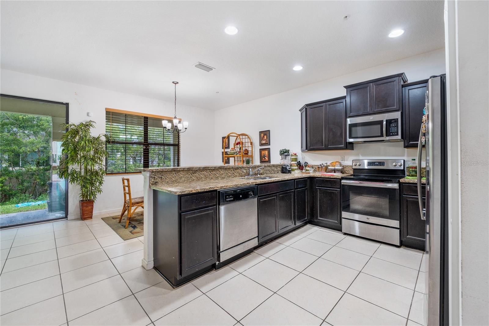 Image 7 of 33 For 1833 Portofino Meadows Boulevard