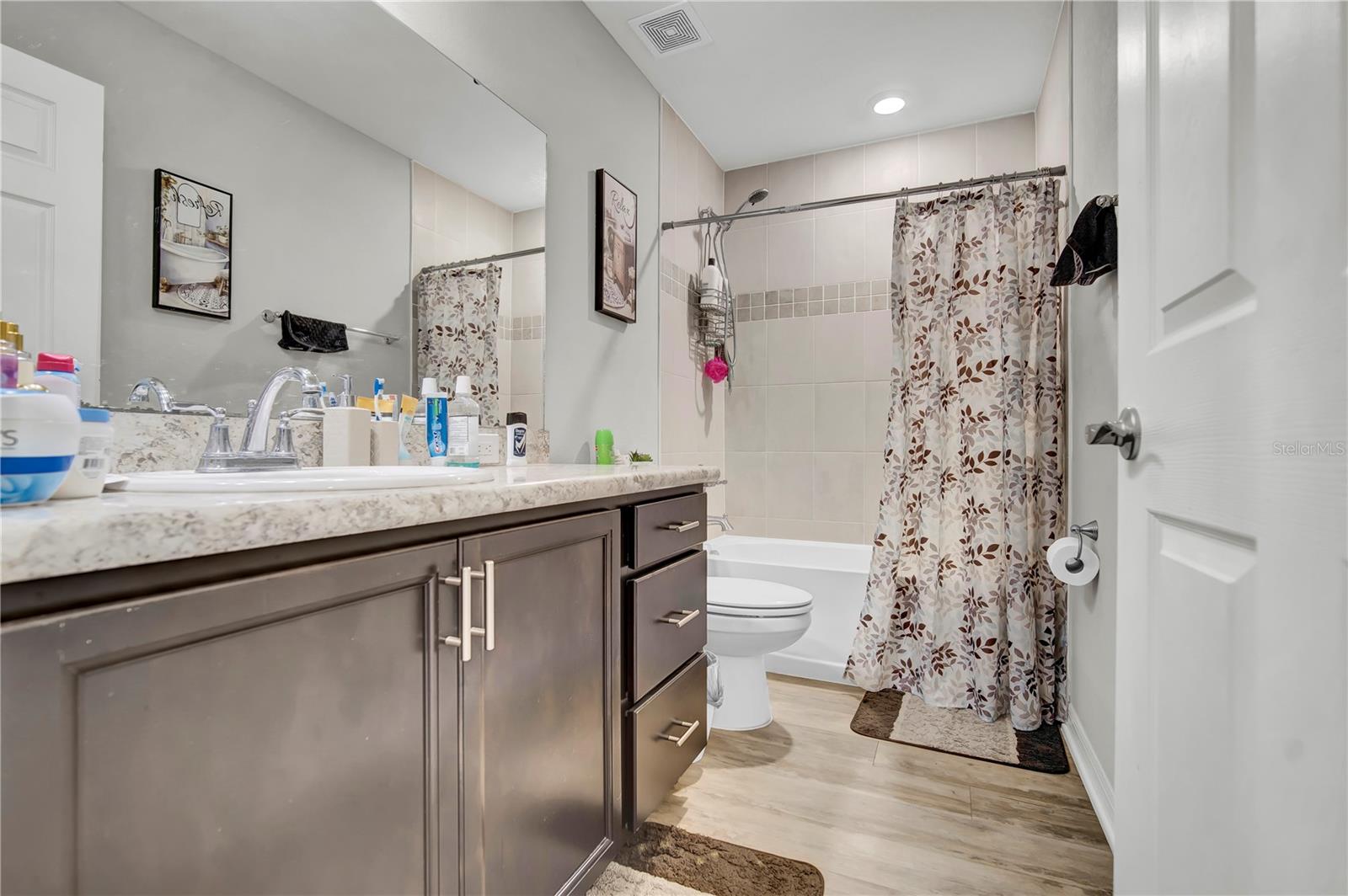 Image 14 of 31 For 6912 Mossy Oak Lane