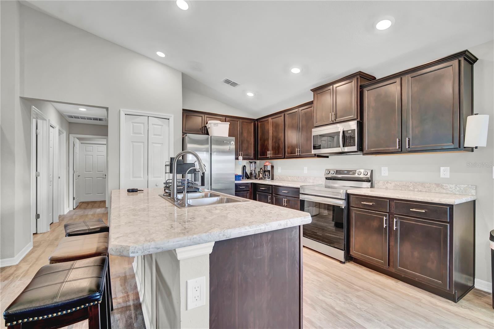 Image 27 of 31 For 6912 Mossy Oak Lane