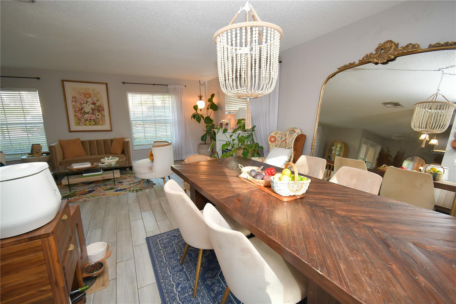 Image 21 of 58 For 628 Riverview Avenue