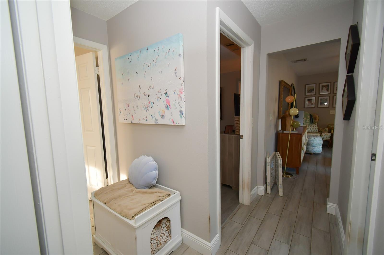 Image 40 of 58 For 628 Riverview Avenue