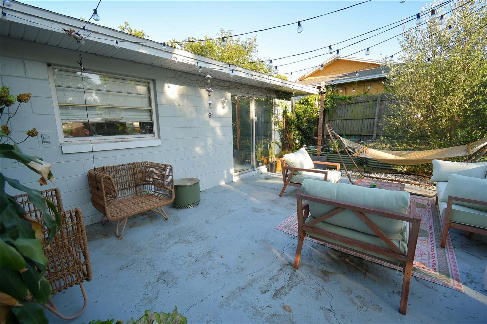 Image 46 of 58 For 628 Riverview Avenue