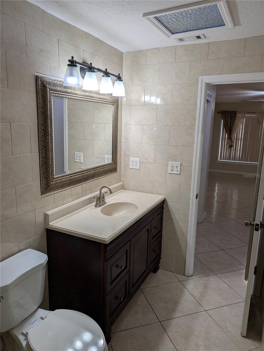 Image 17 of 31 For 211 Esplanade Way 105
