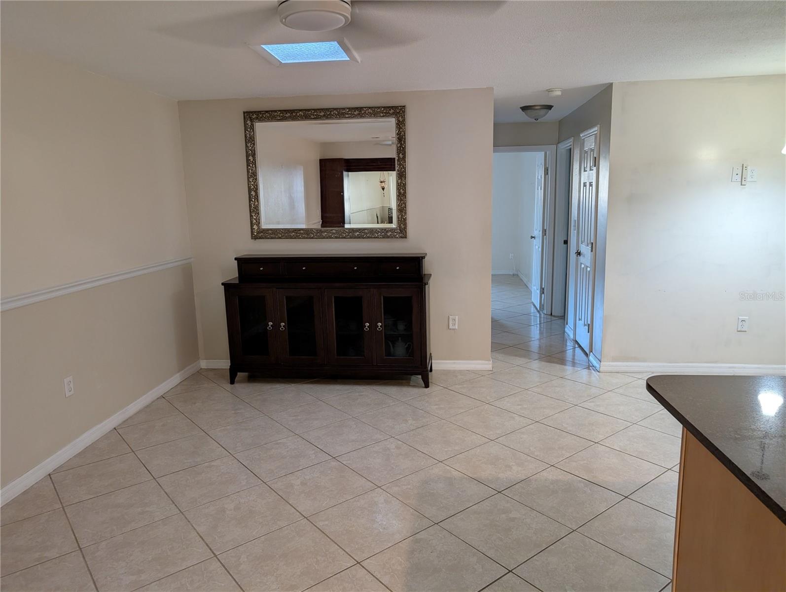Image 6 of 31 For 211 Esplanade Way 105