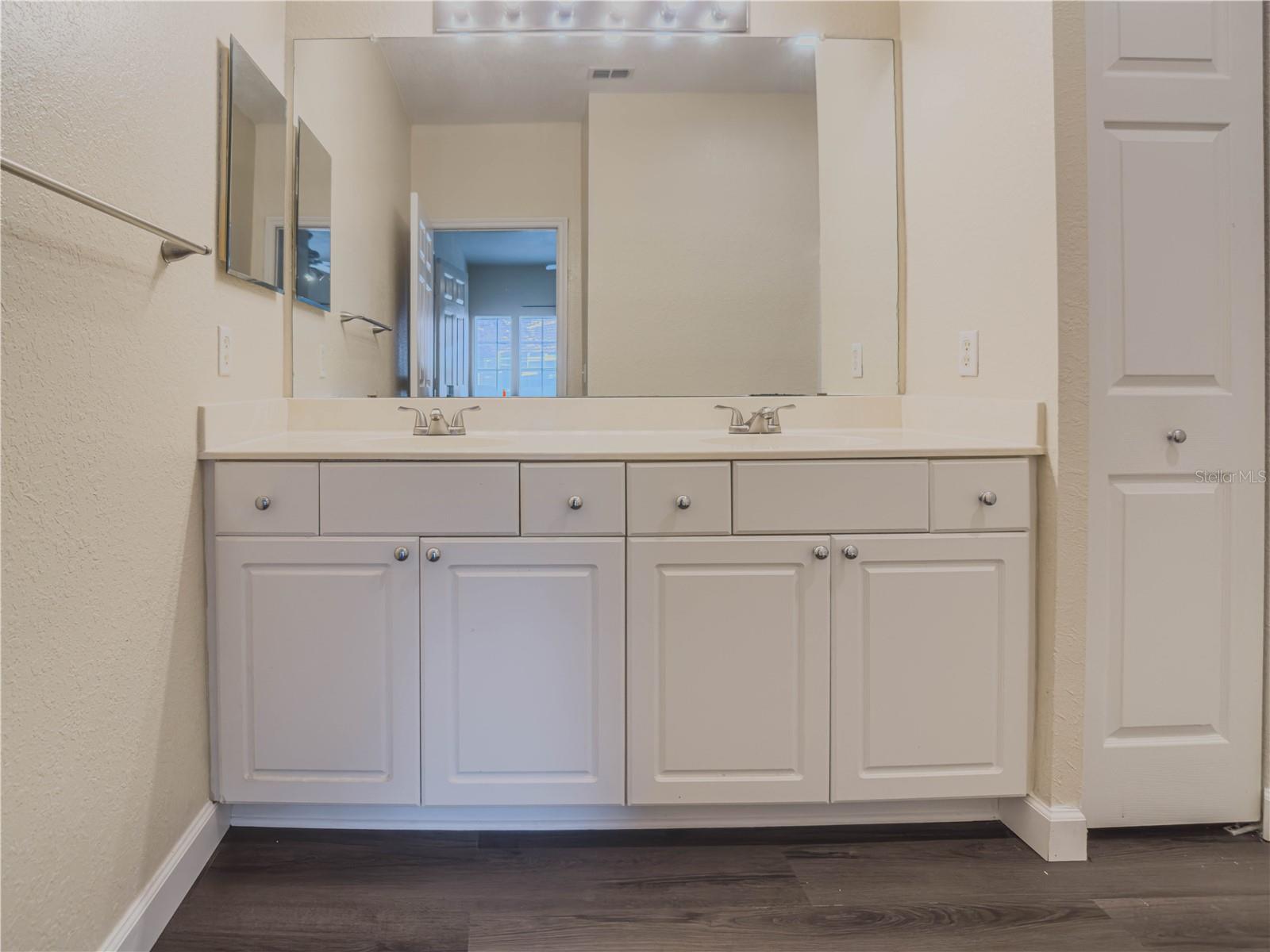 Image 27 of 30 For 2226 Arbor Lakes Circle