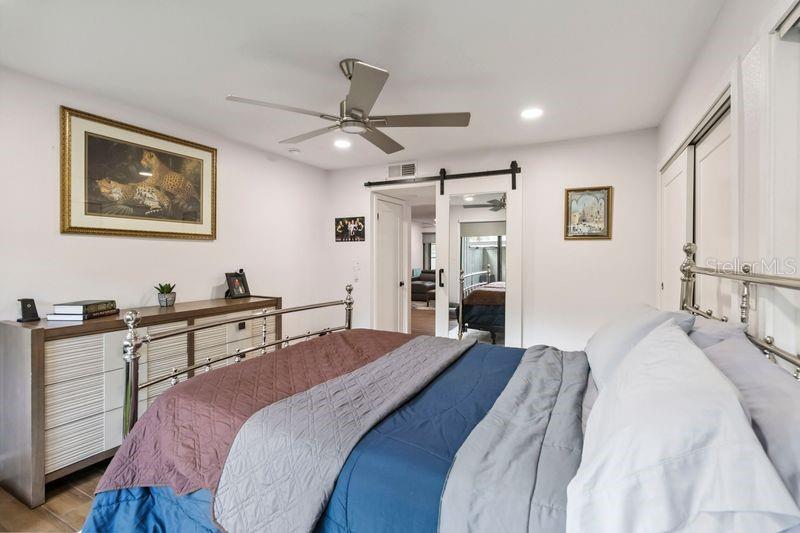 Image 15 of 24 For 108 Crown Oaks Way