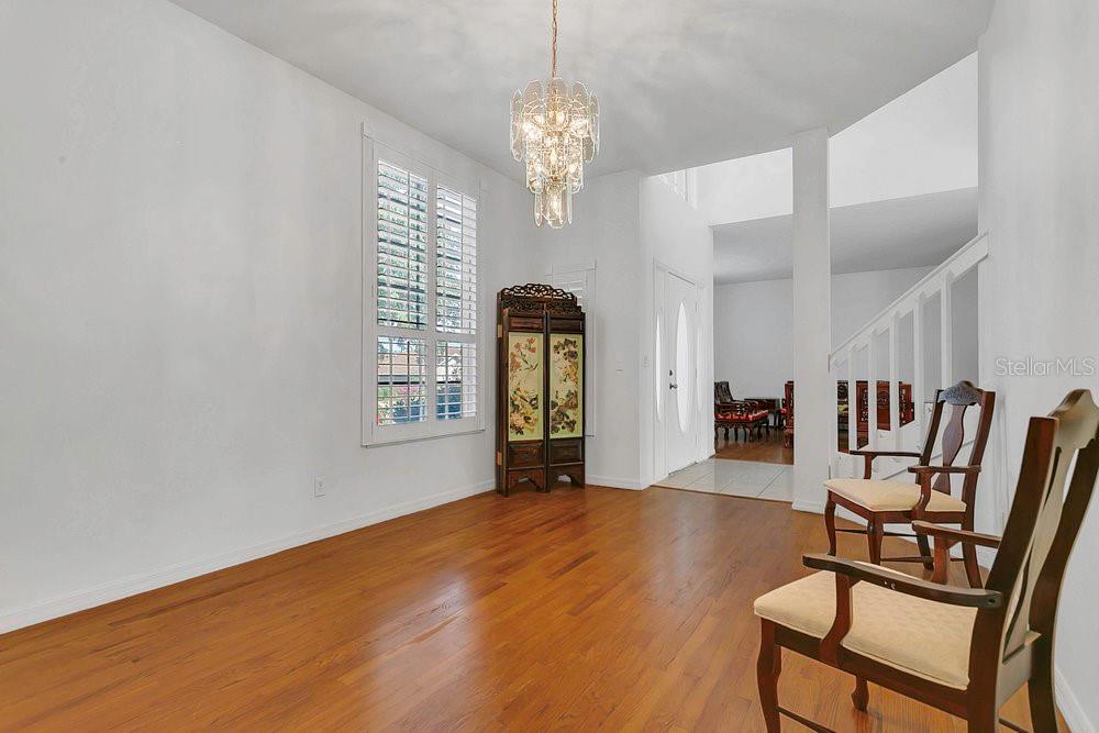 Image 3 of 33 For 1731 Knotting Hill Drive