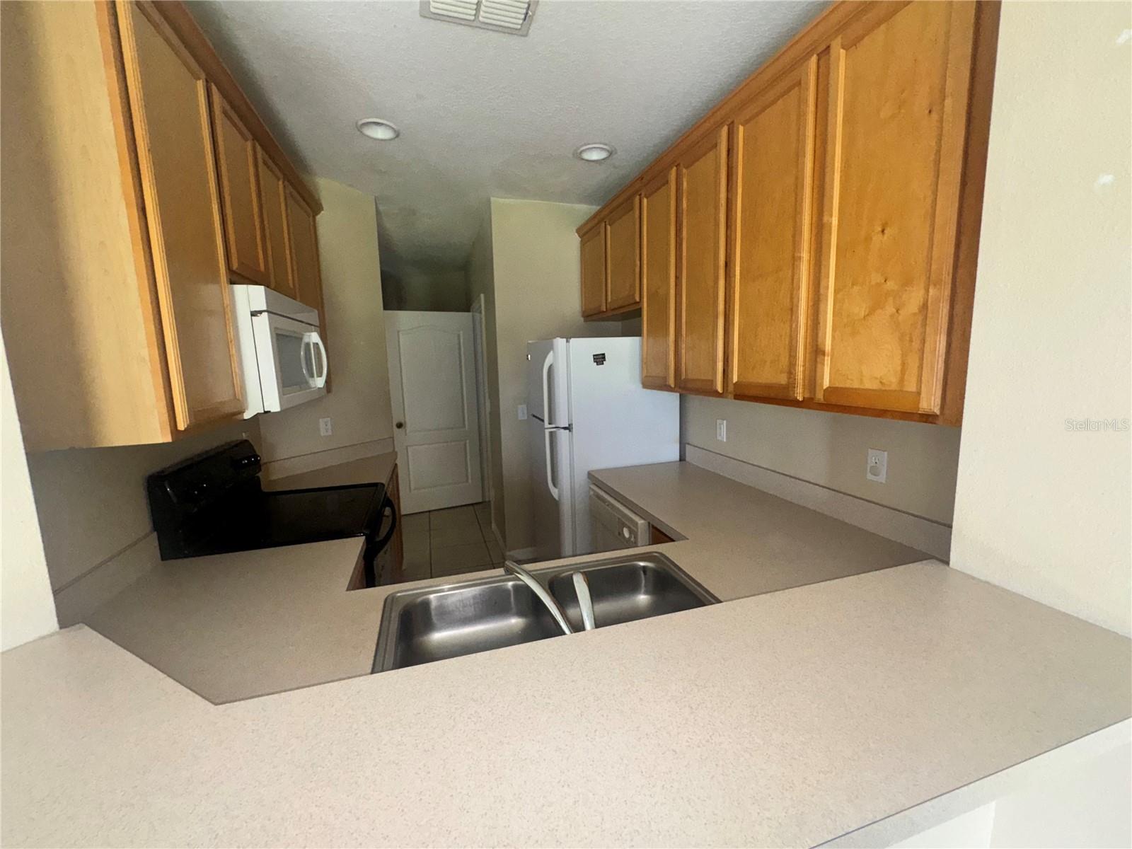 Image 4 of 18 For 9448 Flowering Cottonwood Road 71