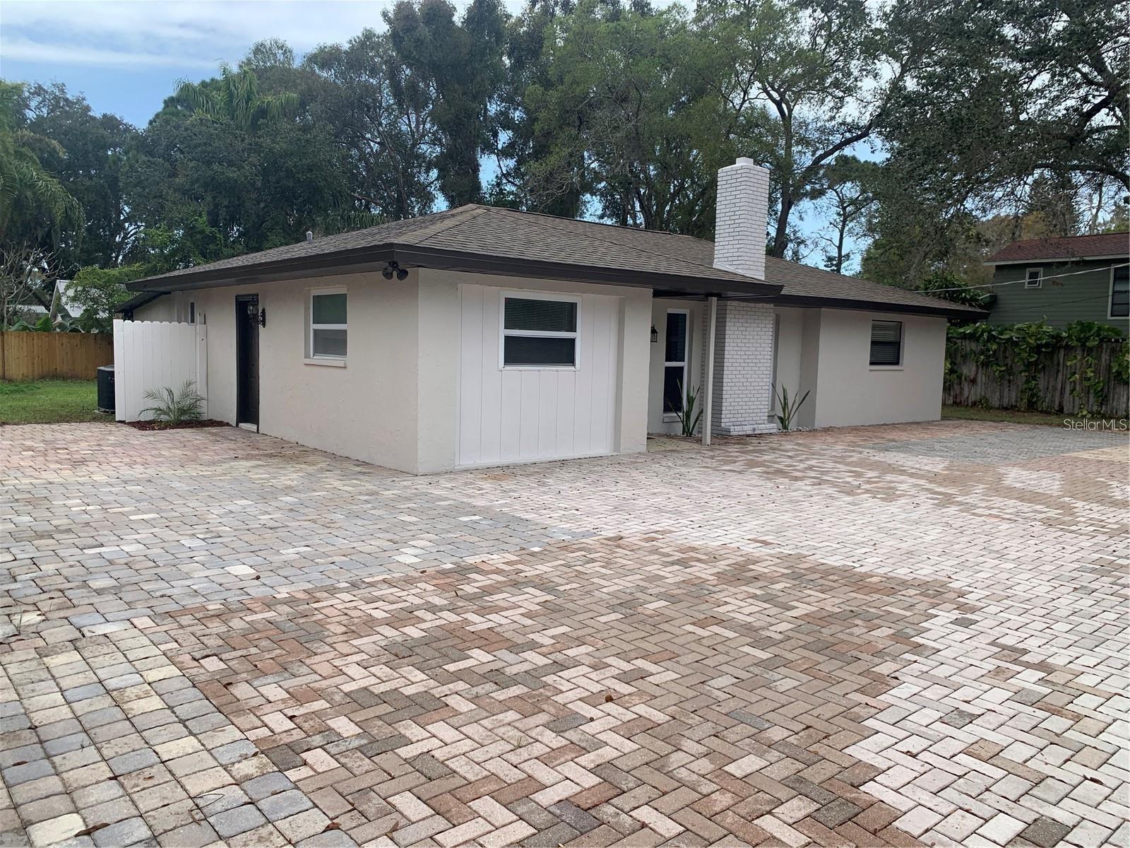 Details for 4726 Mcintosh Road, SARASOTA, FL 34233