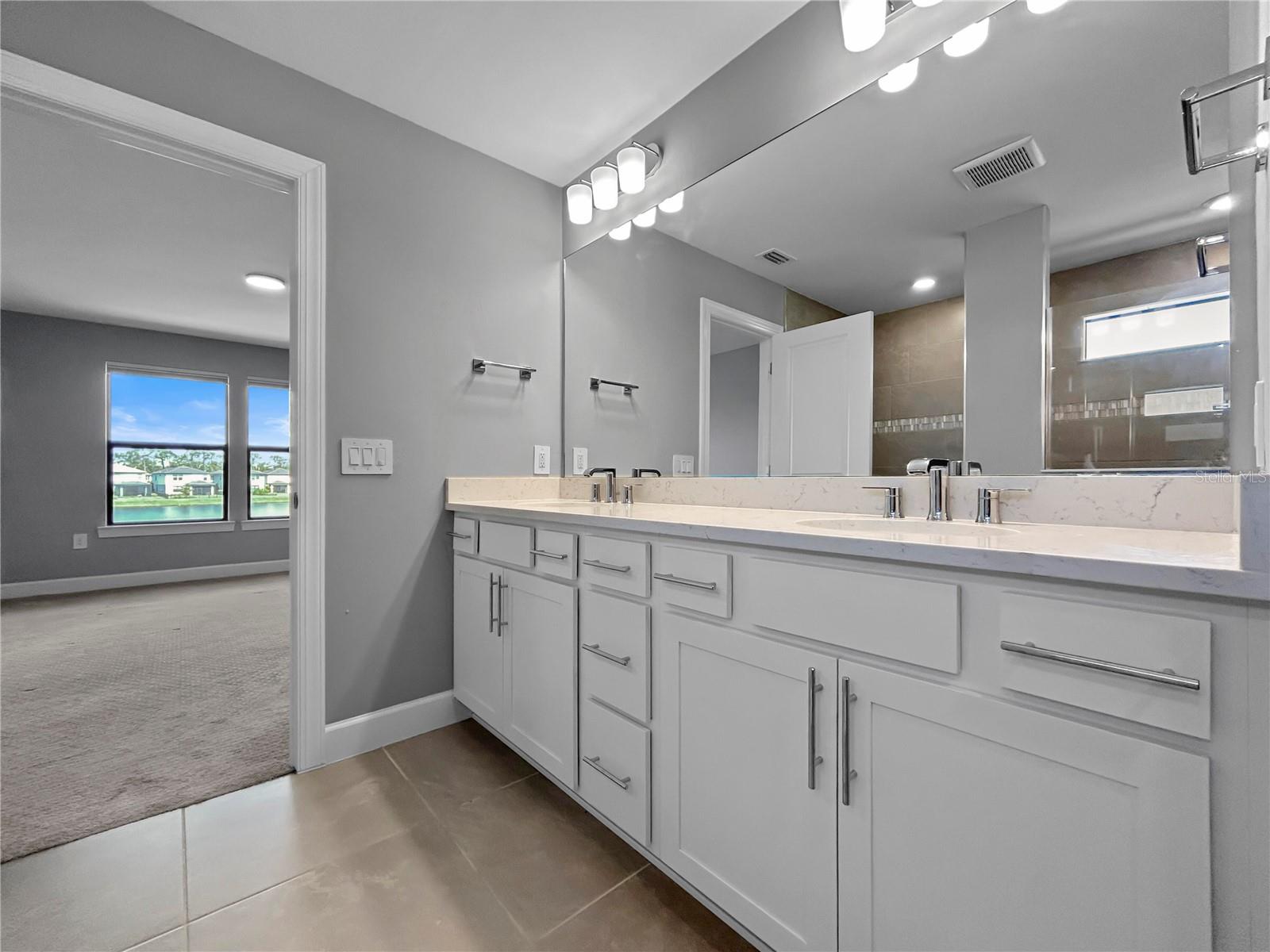Image 24 of 47 For 6256 Baywood Court