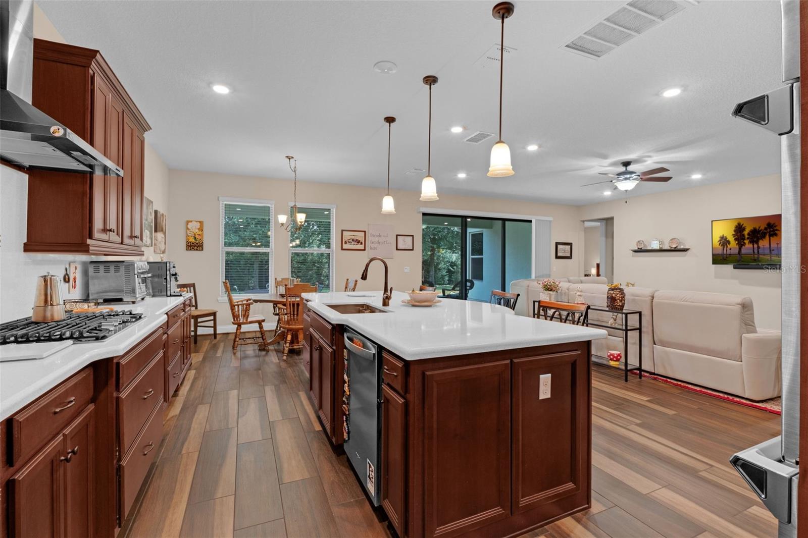 Image 17 of 54 For 13525 Gorgona Isle Drive