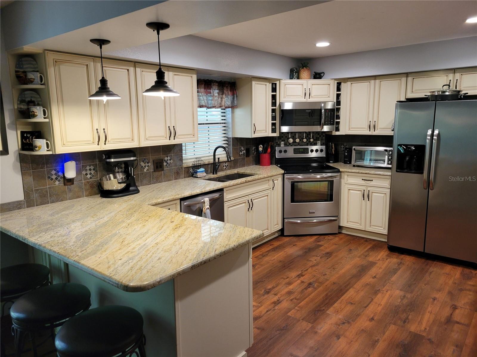 Image 10 of 18 For 2320 43rd Street