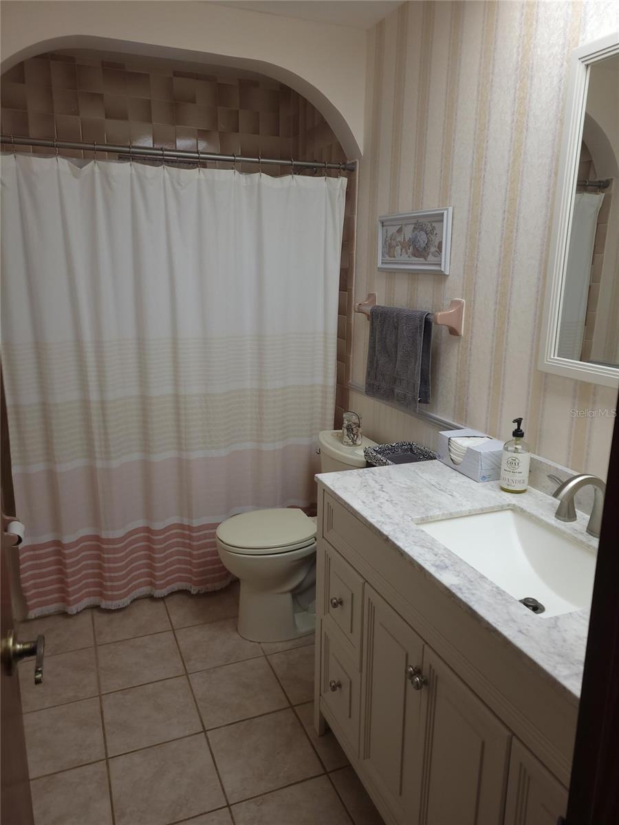 Image 16 of 18 For 2320 43rd Street