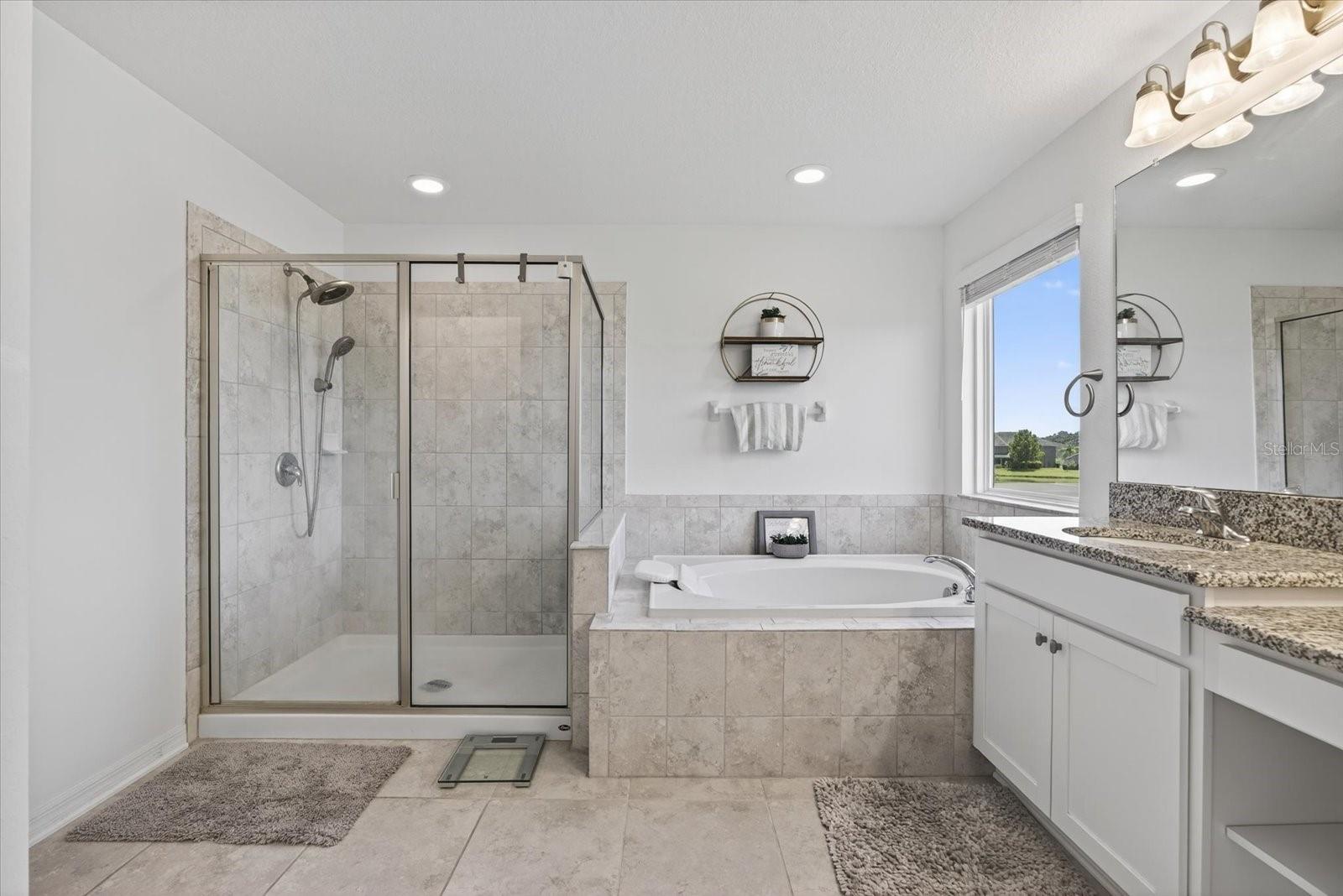 Image 29 of 48 For 16082 Sonoma Grove Circle