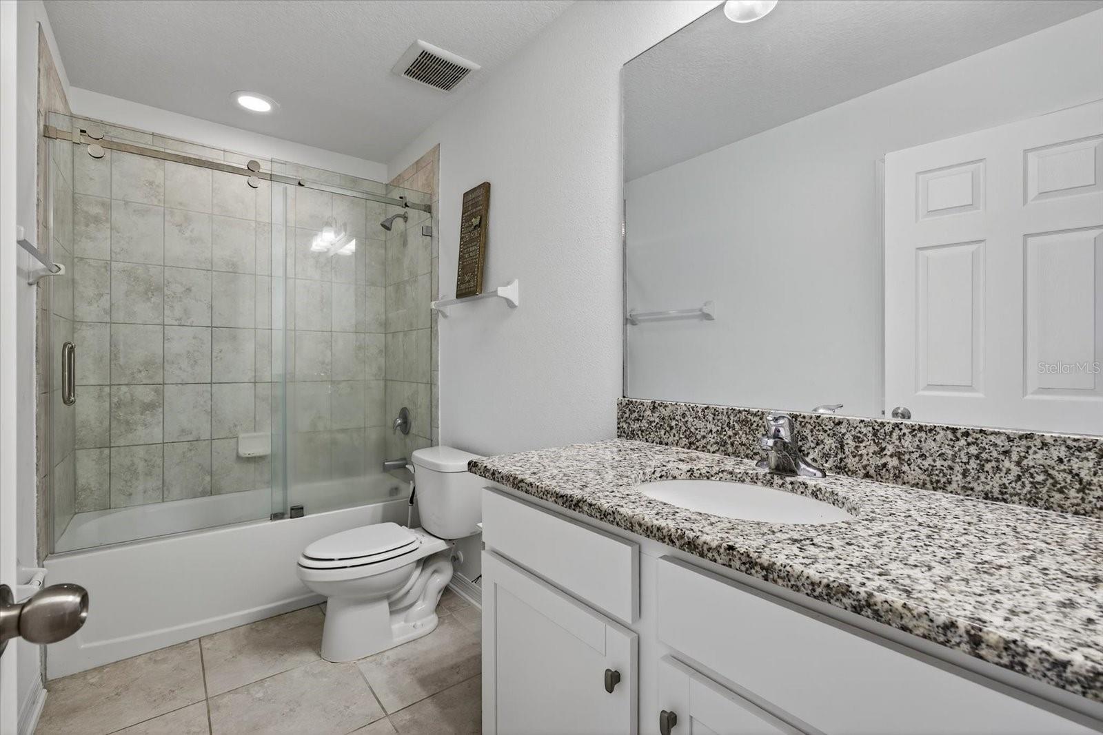Image 33 of 48 For 16082 Sonoma Grove Circle