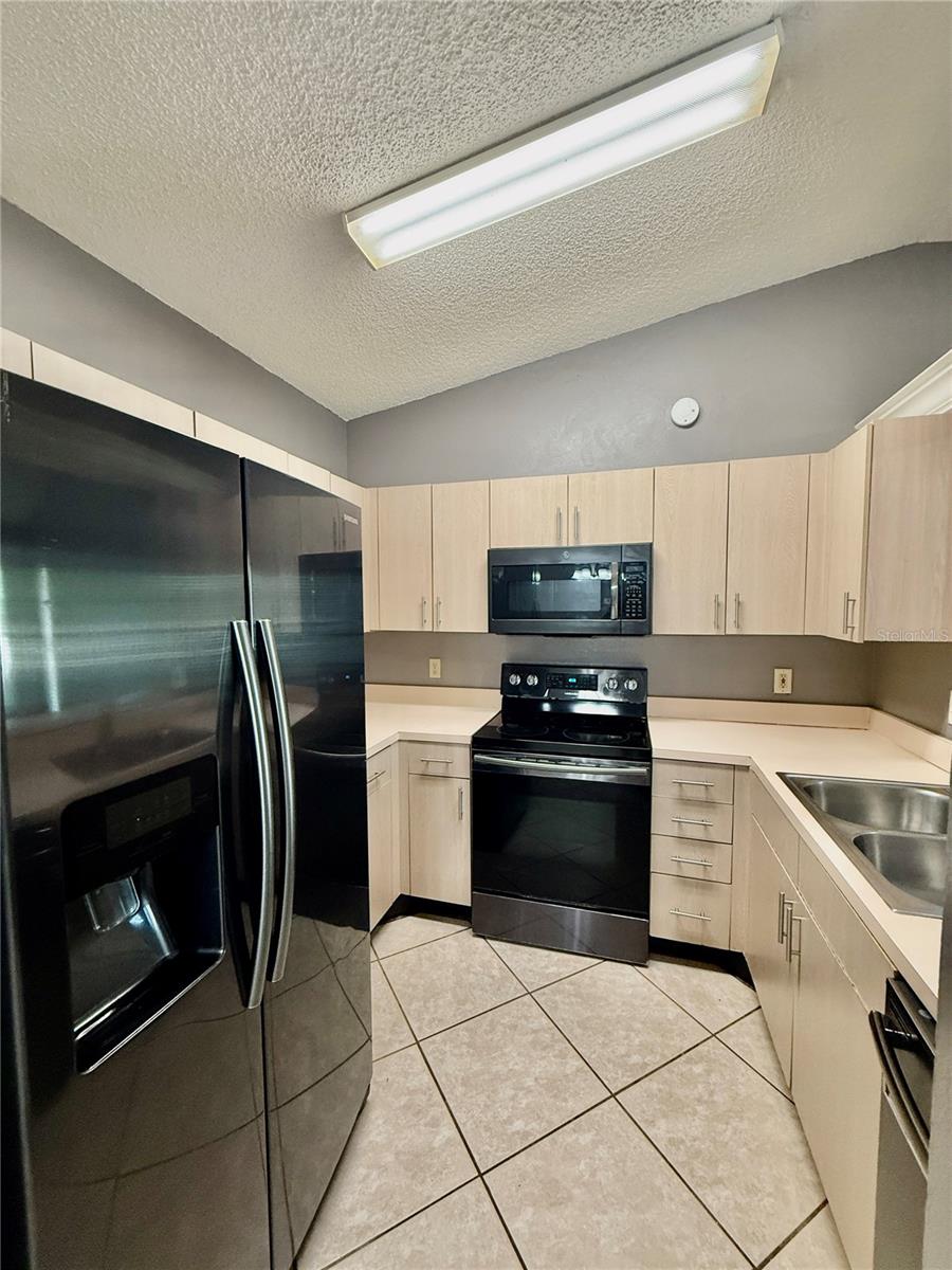 Image 4 of 11 For 9444 Bud Wood Street