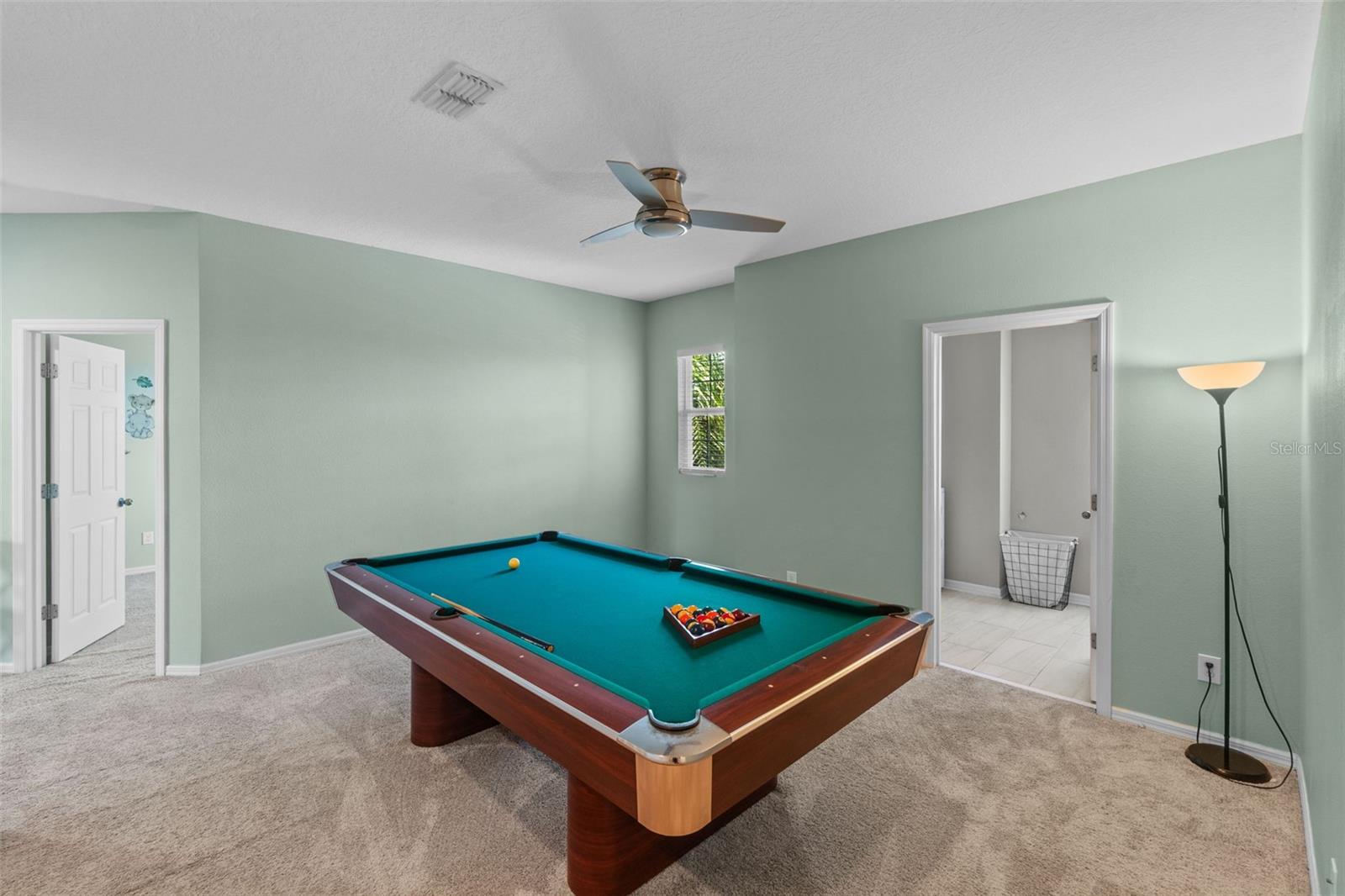 Image 16 of 39 For 2560 Hayden Valley Street
