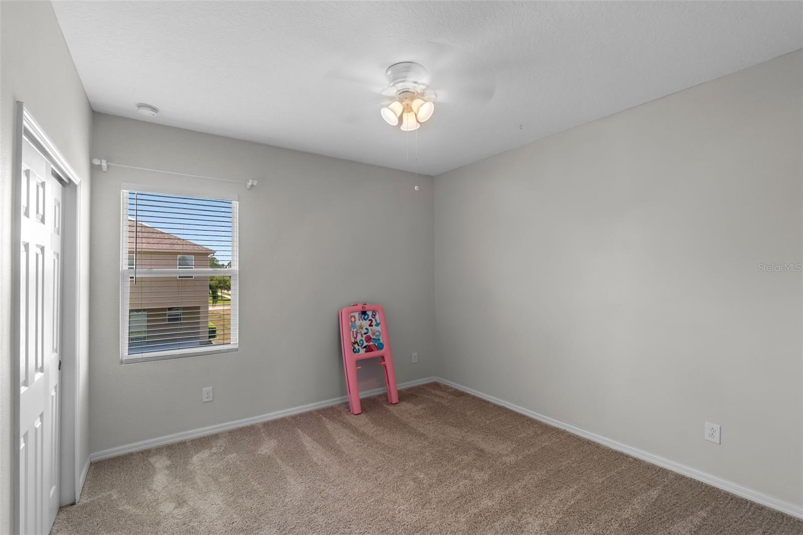 Image 32 of 39 For 2560 Hayden Valley Street