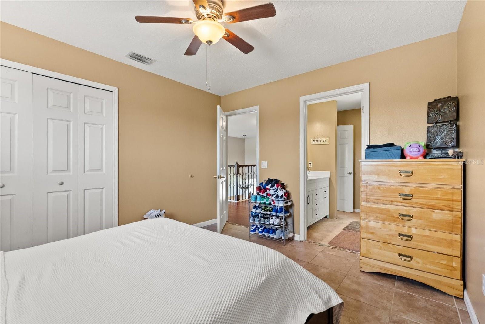 Image 15 of 22 For 13147 Meergate Circle