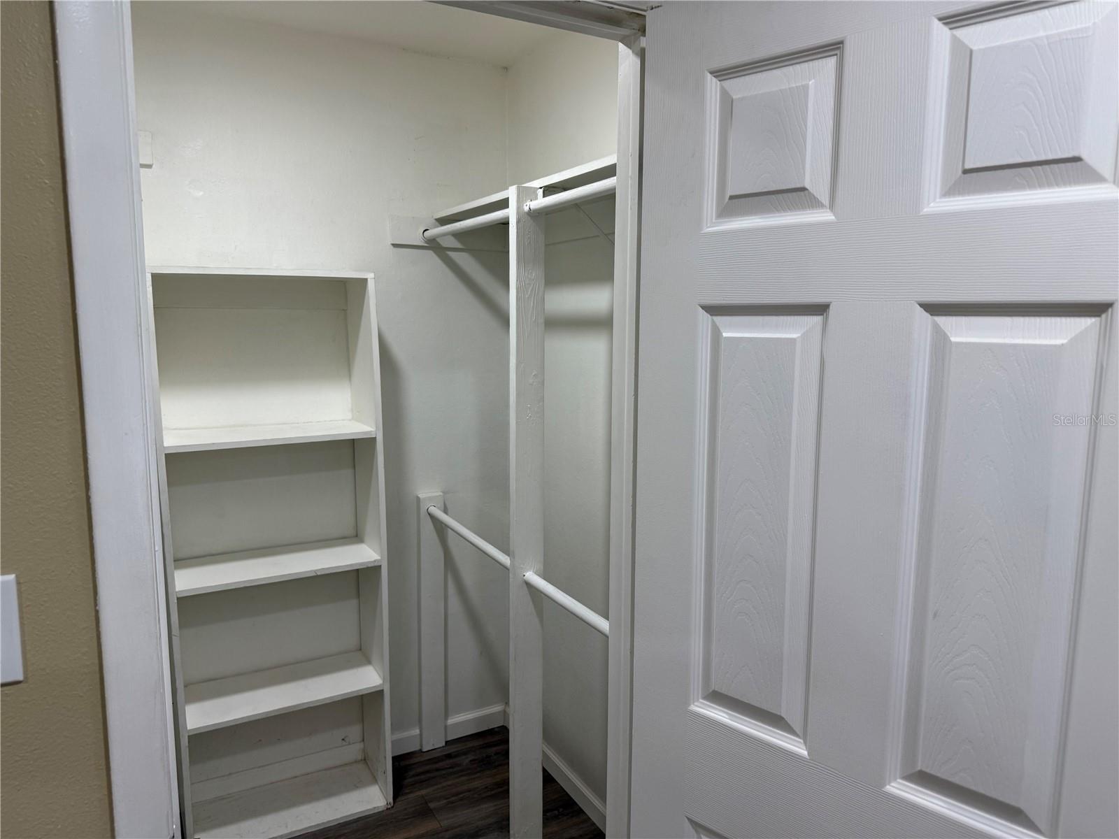 Image 12 of 20 For 129 Springwood Cir  D