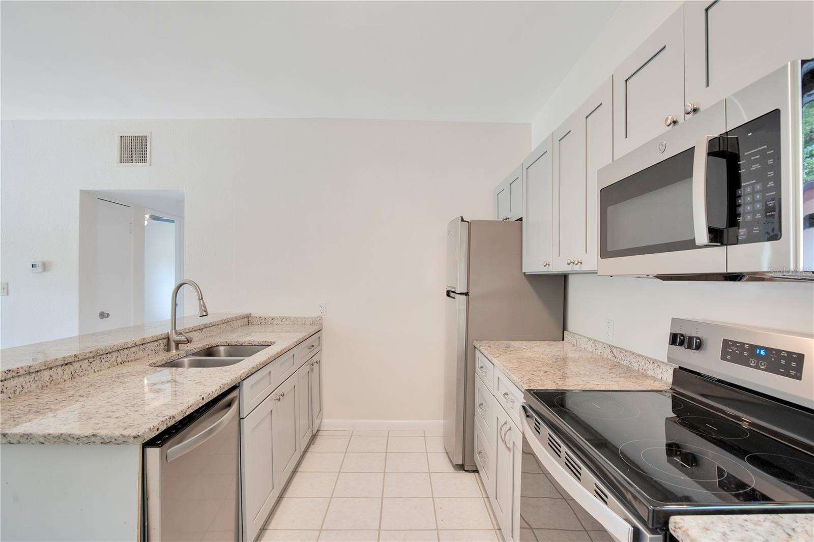Image 10 of 30 For 102 Mayrose Drive