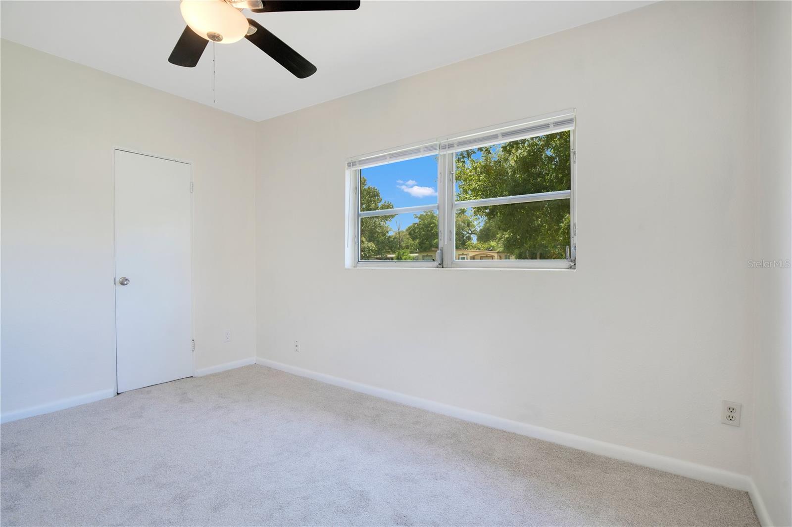 Image 13 of 30 For 102 Mayrose Drive