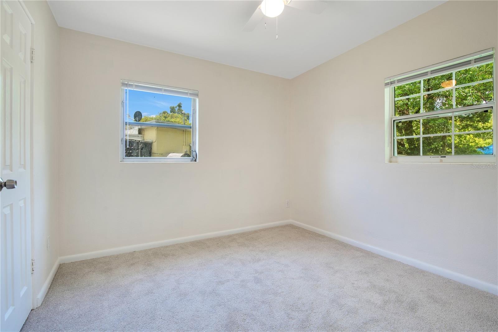 Image 14 of 30 For 102 Mayrose Drive
