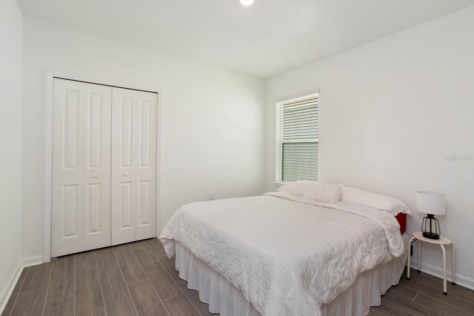 Image 17 of 28 For 3048 Armstrong Avenue