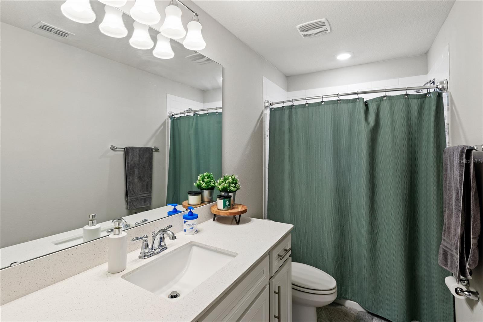 Image 31 of 41 For 5065 Sparkling Water Way