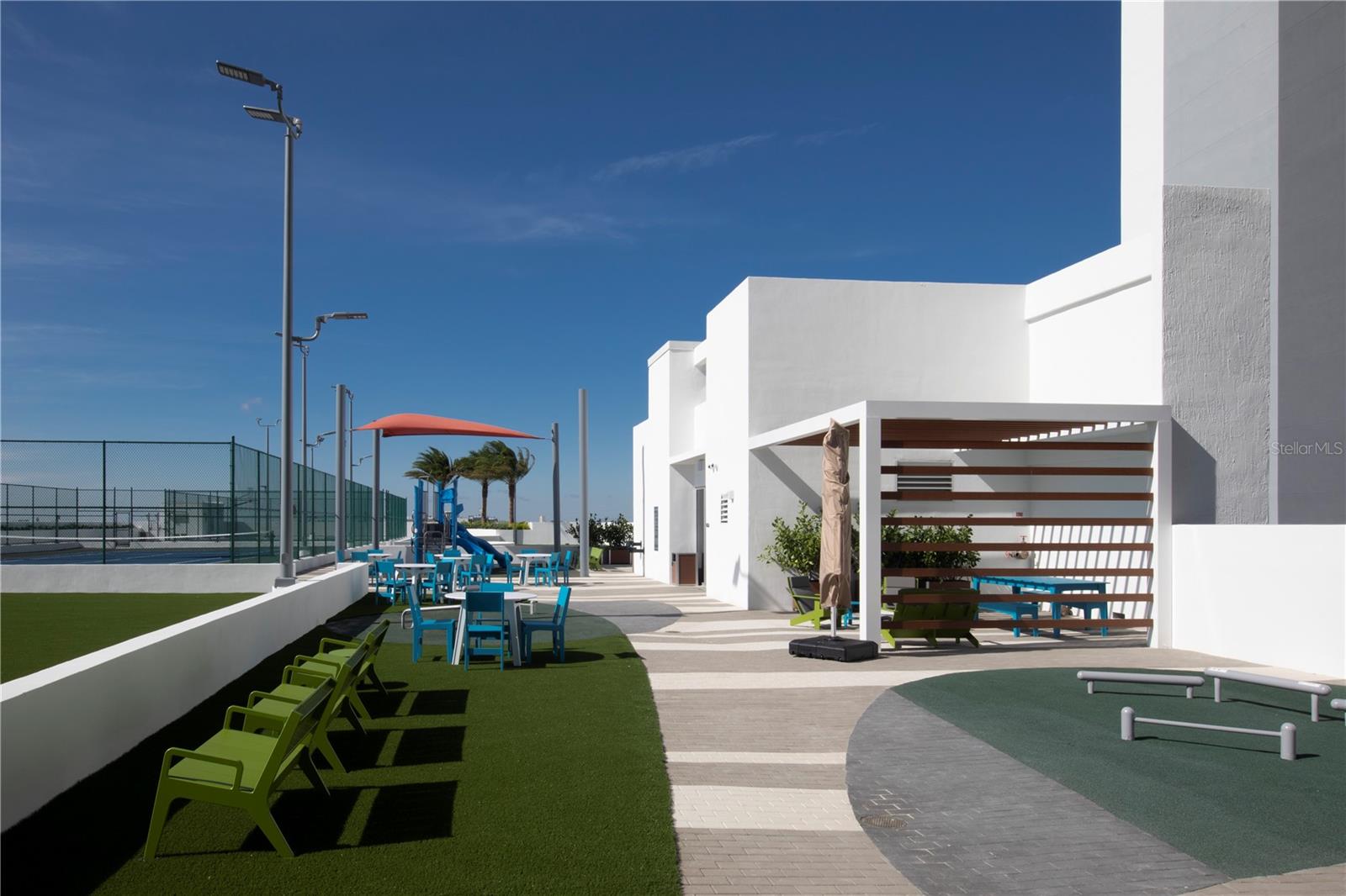 Image 32 of 99 For 16385 Biscayne Boulevard 2806