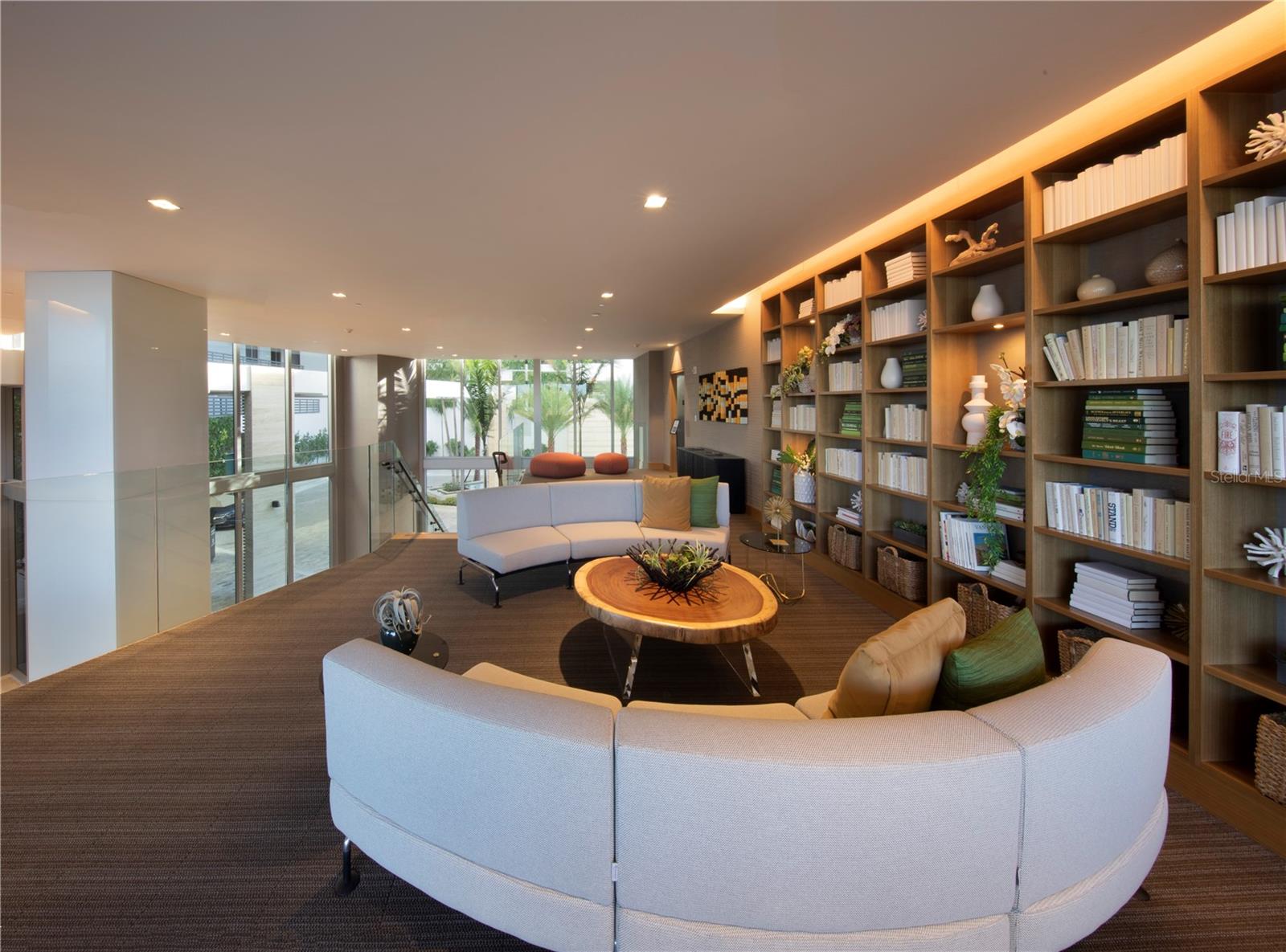 Image 49 of 99 For 16385 Biscayne Boulevard 2806