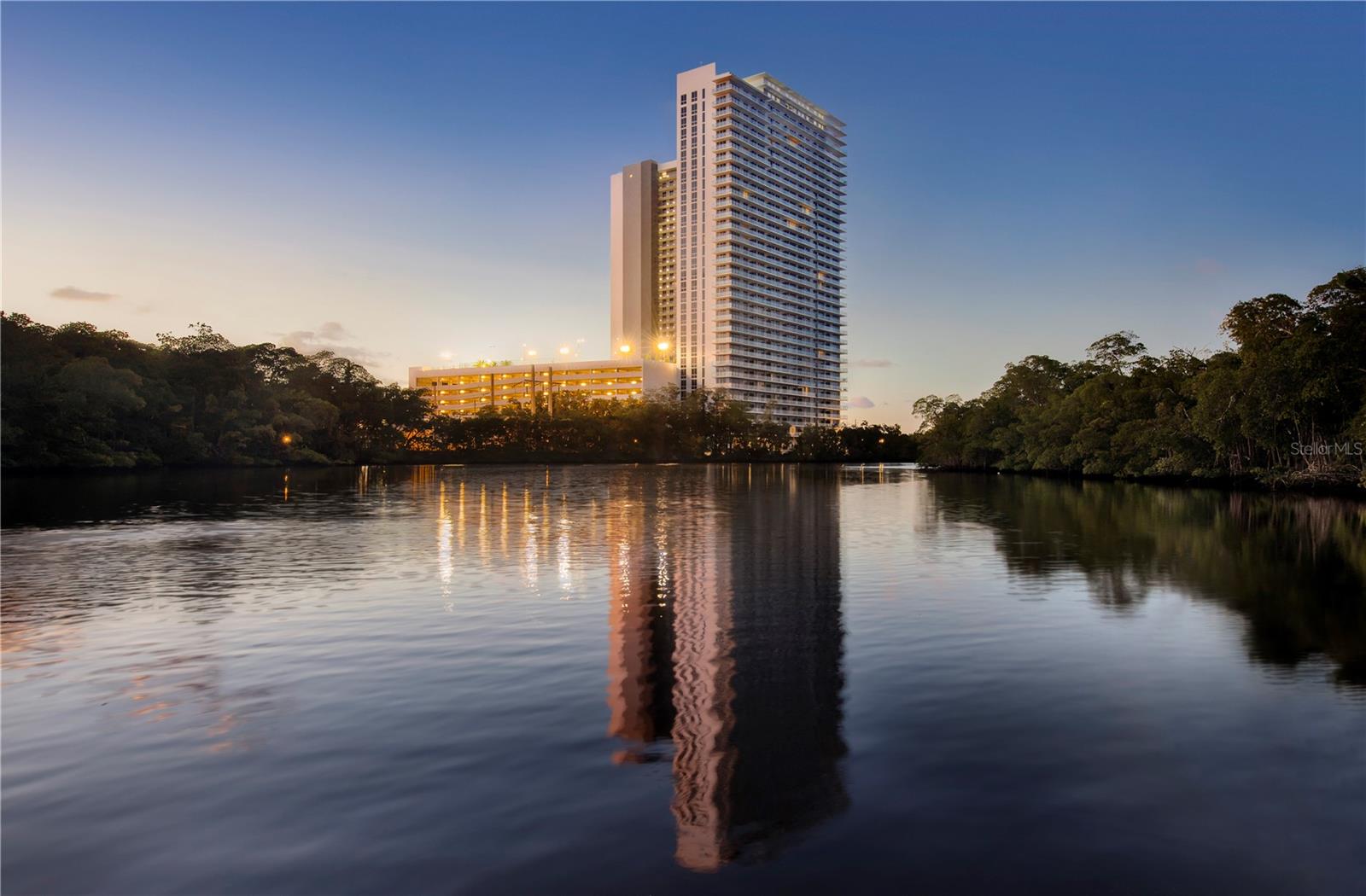 Image 77 of 99 For 16385 Biscayne Boulevard 2806
