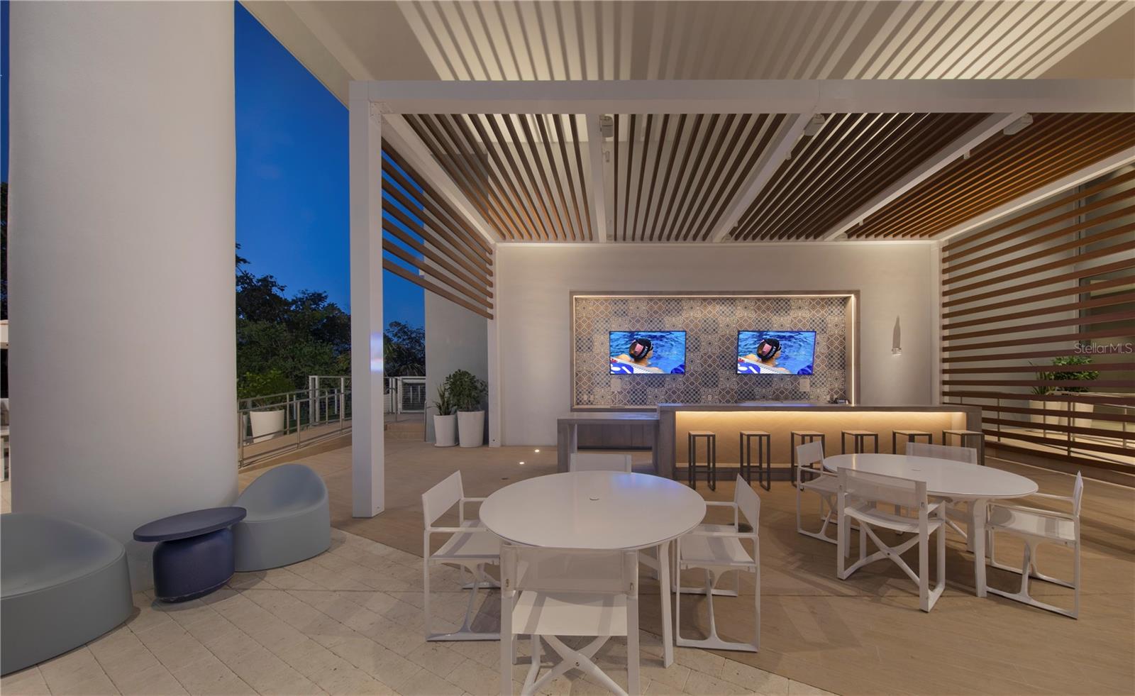 Image 78 of 99 For 16385 Biscayne Boulevard 2806