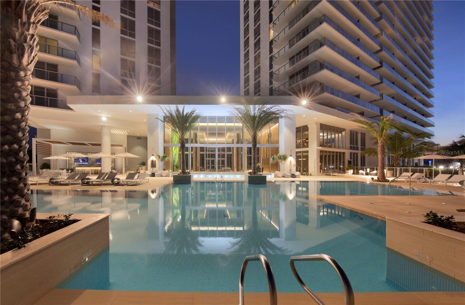 Image 84 of 99 For 16385 Biscayne Boulevard 2806