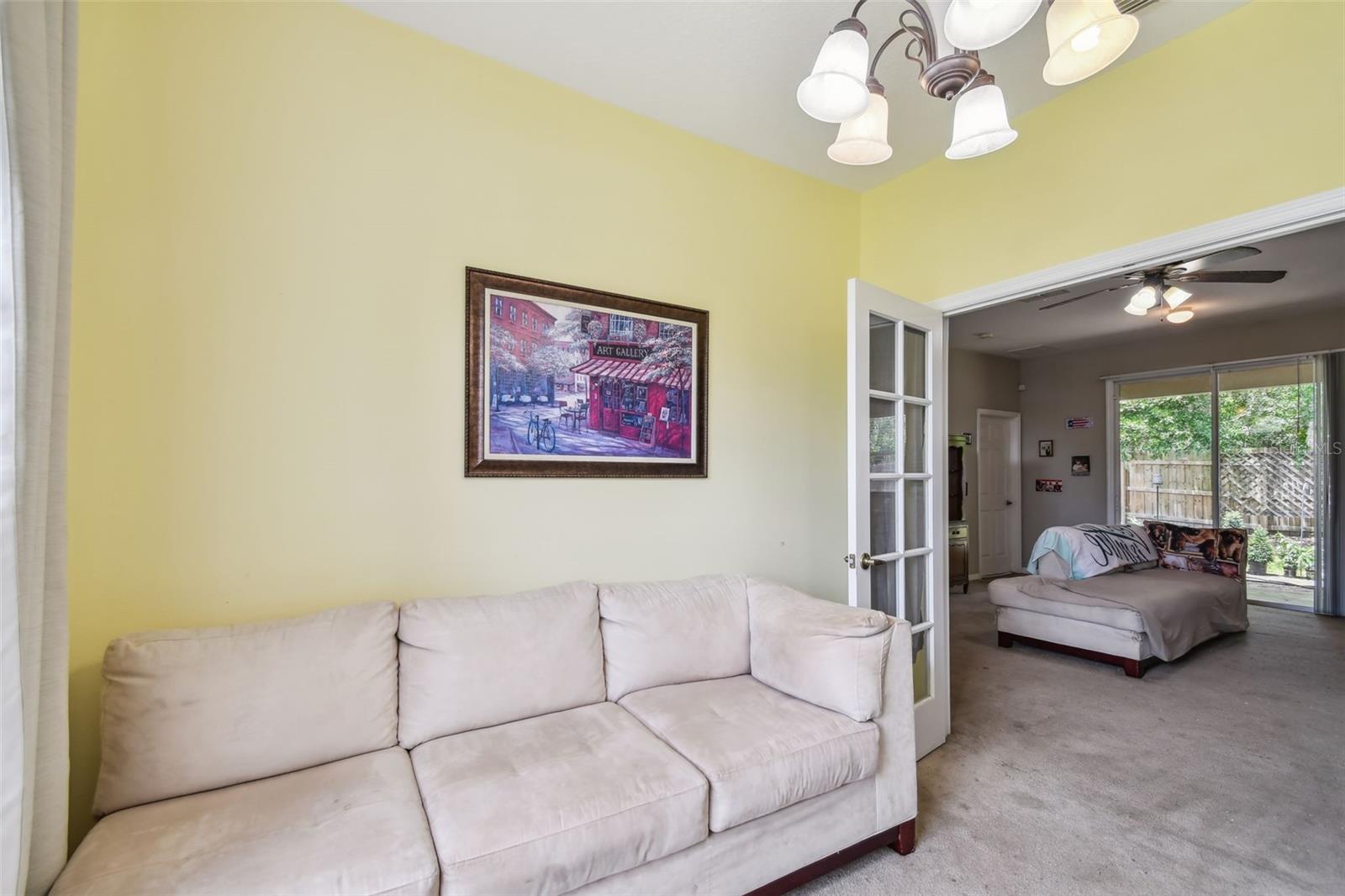Image 17 of 49 For 419 Cierra Oaks Circle