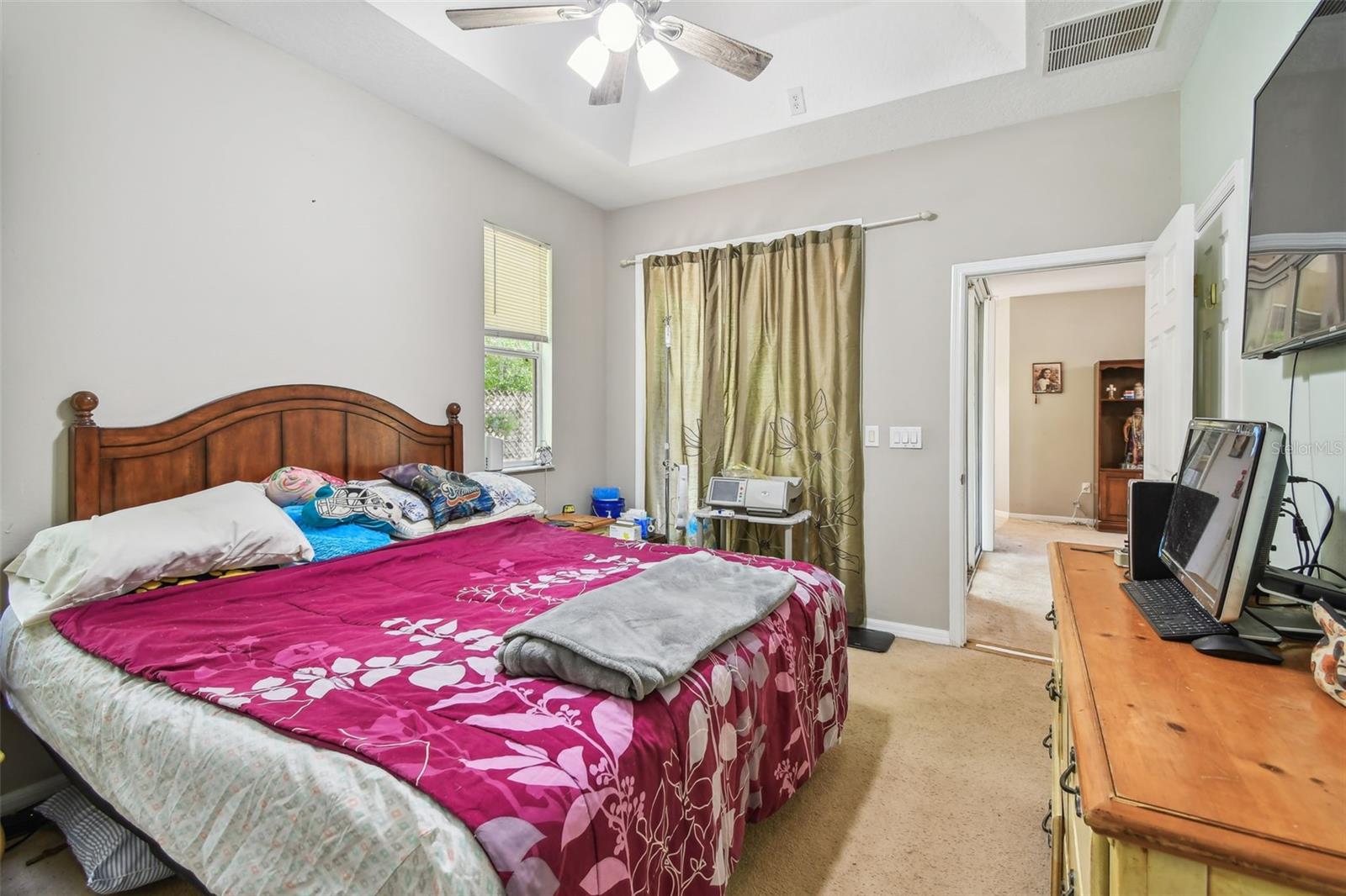 Image 21 of 49 For 419 Cierra Oaks Circle